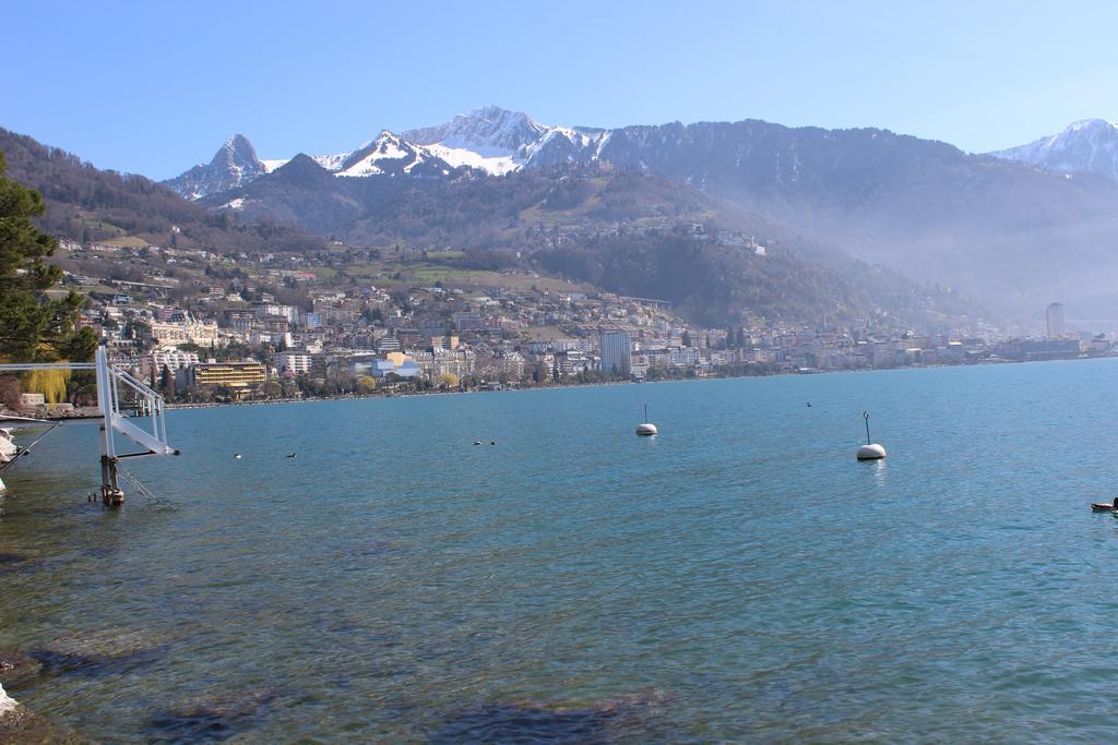 Montreux Lake View Apartments City Centre Luaran gambar