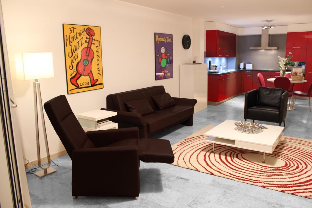 Montreux Lake View Apartments City Centre Luaran gambar